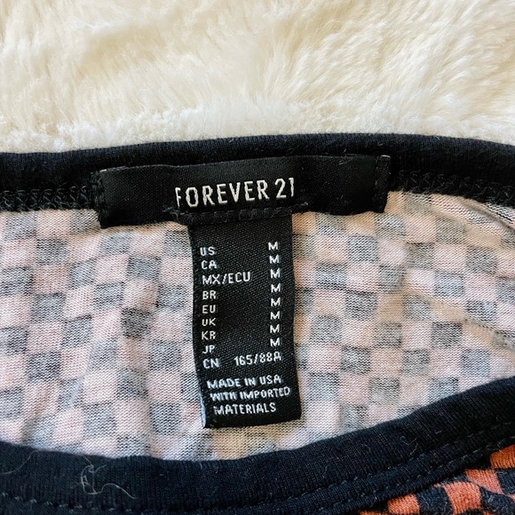 long sleeved checkered top! - Picture 6 of 6